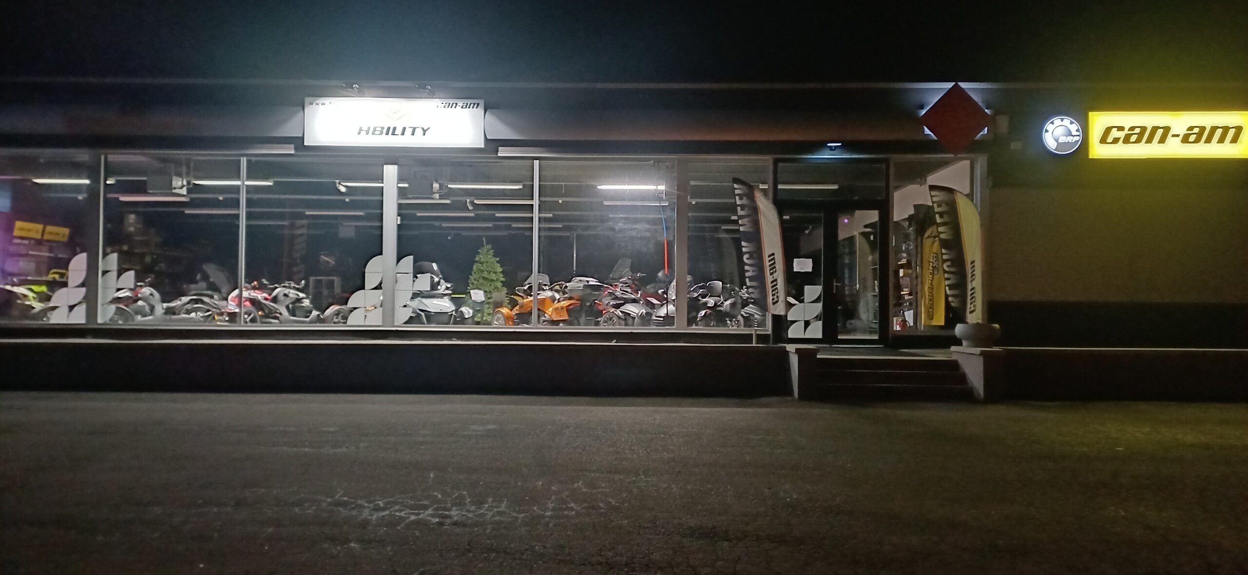 Hbility showroom by night